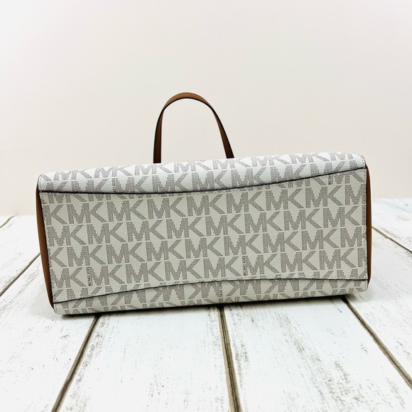 Michael Kors Signature Logo Walsh Medium Tote Vanilla Brown Shoulder Bag - Picture 7 of 12